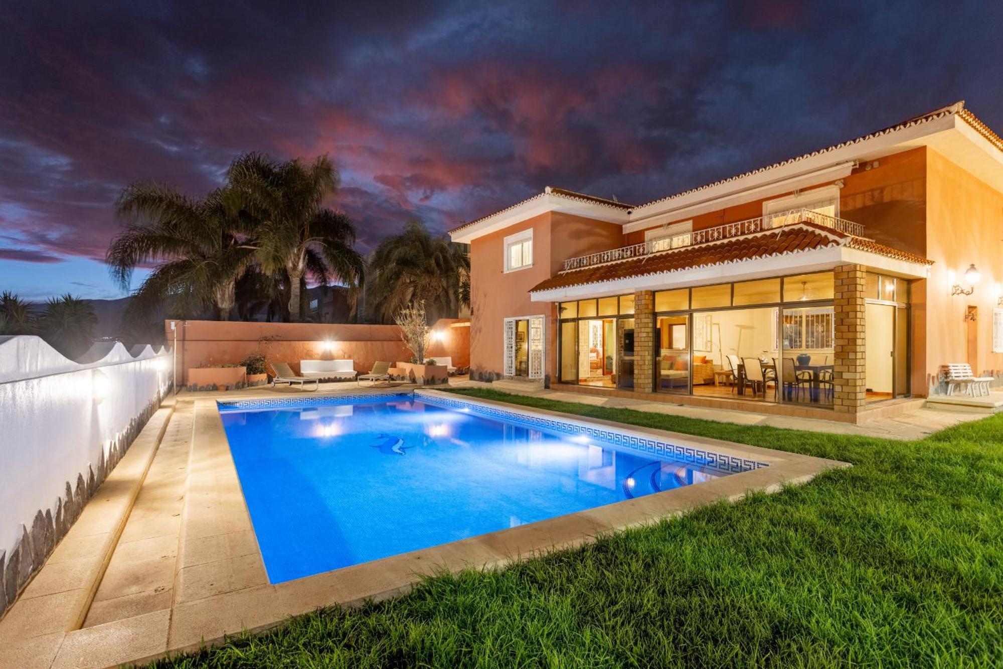 One & Only Sports And Relax Villa Heated Pool By Eden Rentals Tabaiba Exterior foto